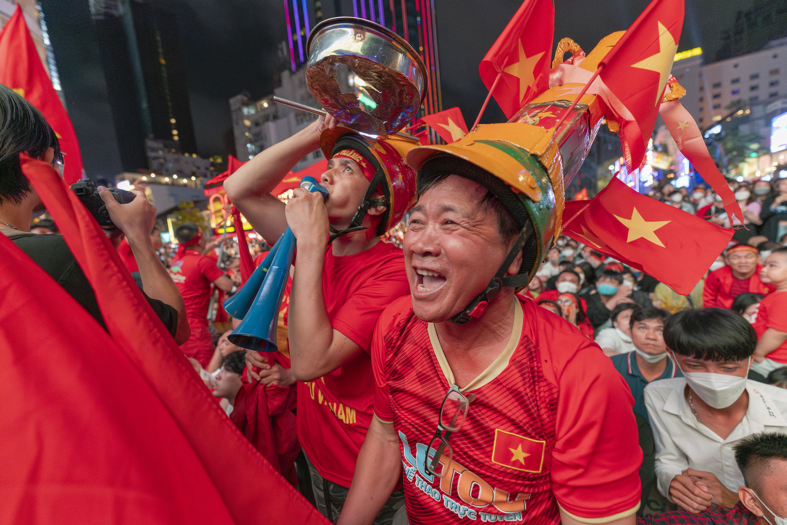 Cổ động viên Việt Nam - Tác phẩm đạt top 50 trong cuộc thi Vietnam Snap by Sony